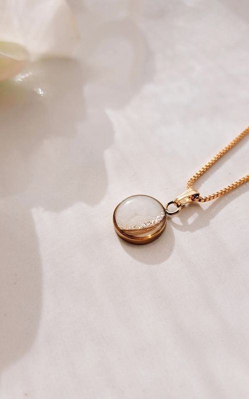 Moedermelk / DNA Sieraden